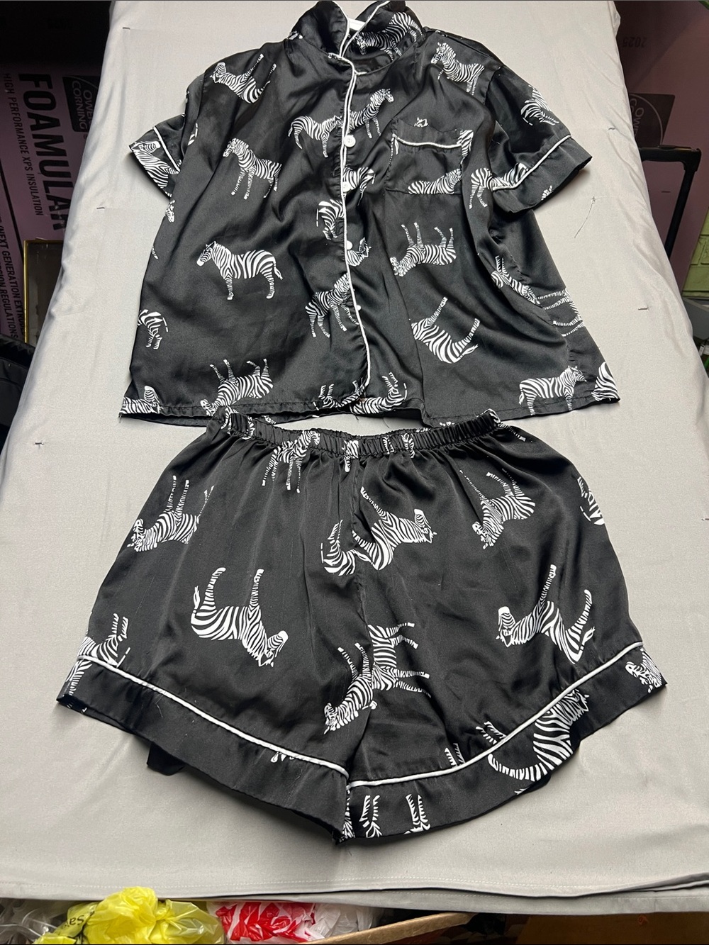 Women's Black Zebra Print Satin Pajama Set 0846-a2